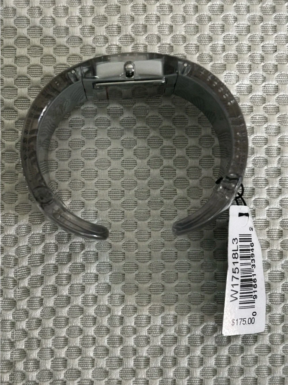 Guess “City Lights” Crystal & Resin Bangle Watch W17518L3 NWT New Battery Silver